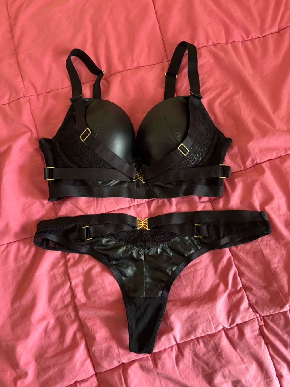 Ann Summers Faux Leather Bra and Thong Set